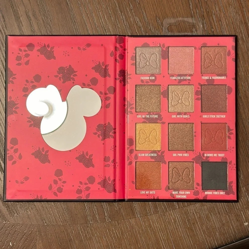 Disney Minnie‎ Mouse Eye Shadow Pallet
